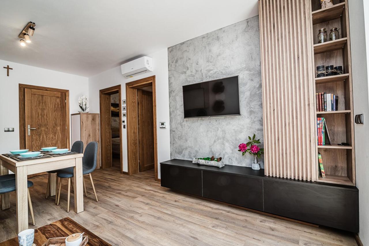 Apartament Domki nad Stawami Ujanowice Zewnętrze zdjęcie